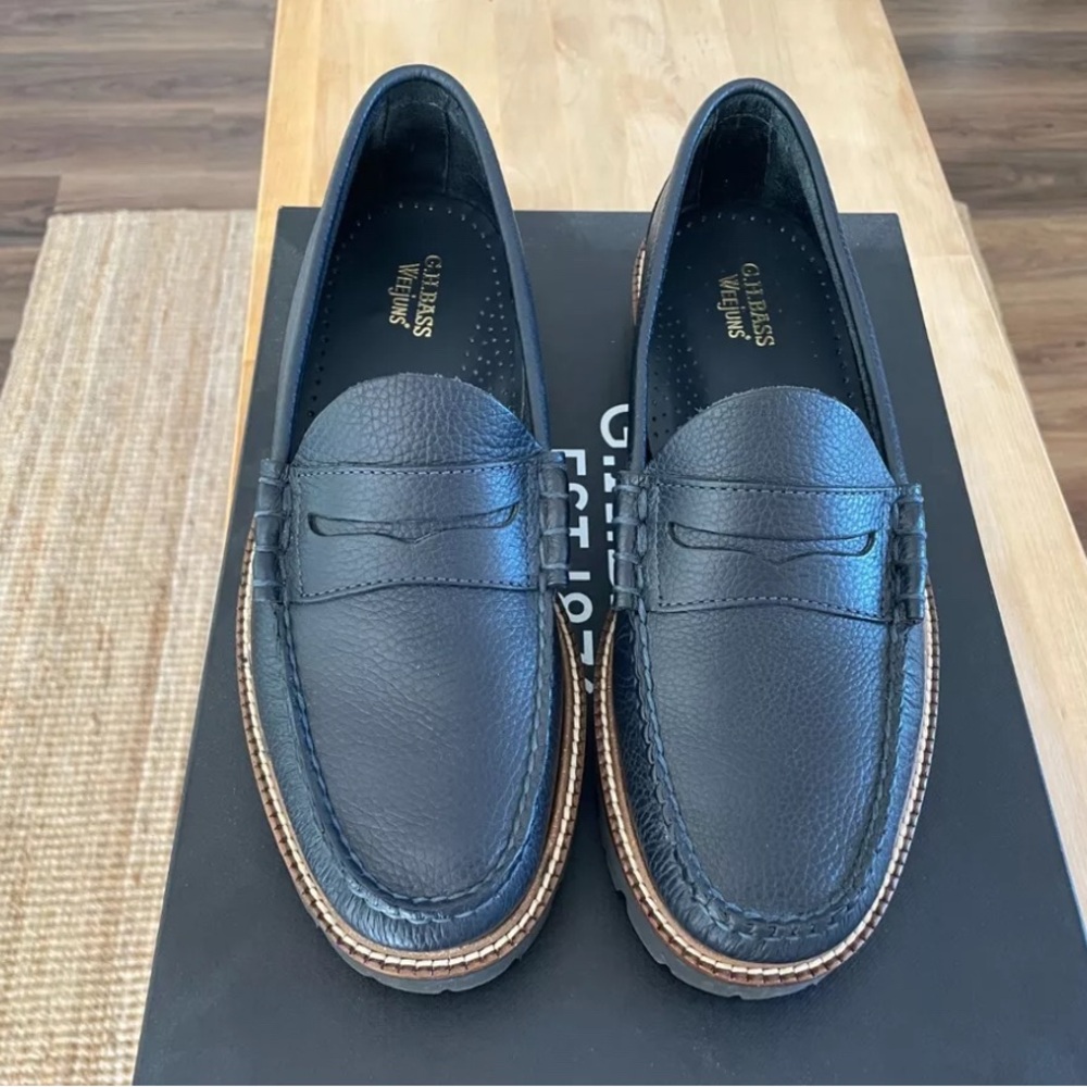 GH Bass Men's Larson Softy Super Lug Weejuns Loafer Navy 9.5